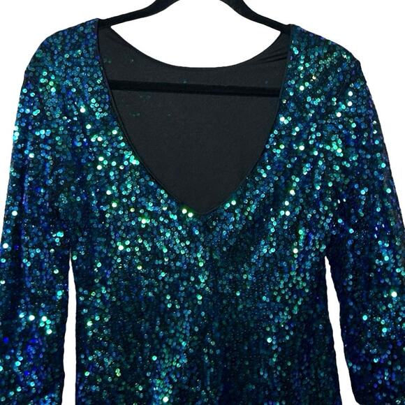 H&M Women’s Iridescent Sequined Mini Dress Blue/Green Size Medium - Picture 6 of 8